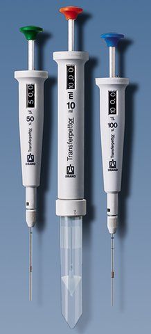 BRAND<sup>?</sup> Transferpettor positive displacement pipette, digital volume