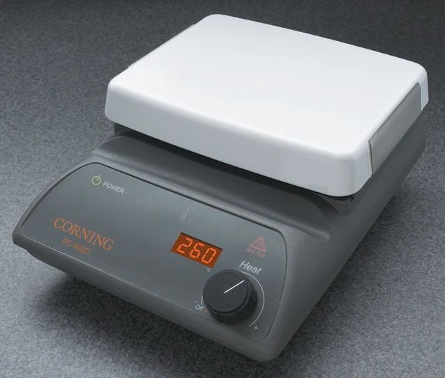 Corning<sup>?</sup> hotplate with digital display