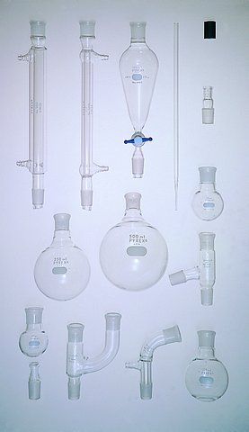 Corning<sup>?</sup> organic chemistry glassware kit