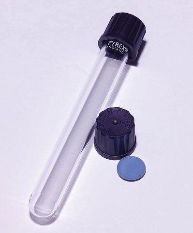 Pyrex<sup>?</sup> Culture tubes with SVL phenolic screwcaps